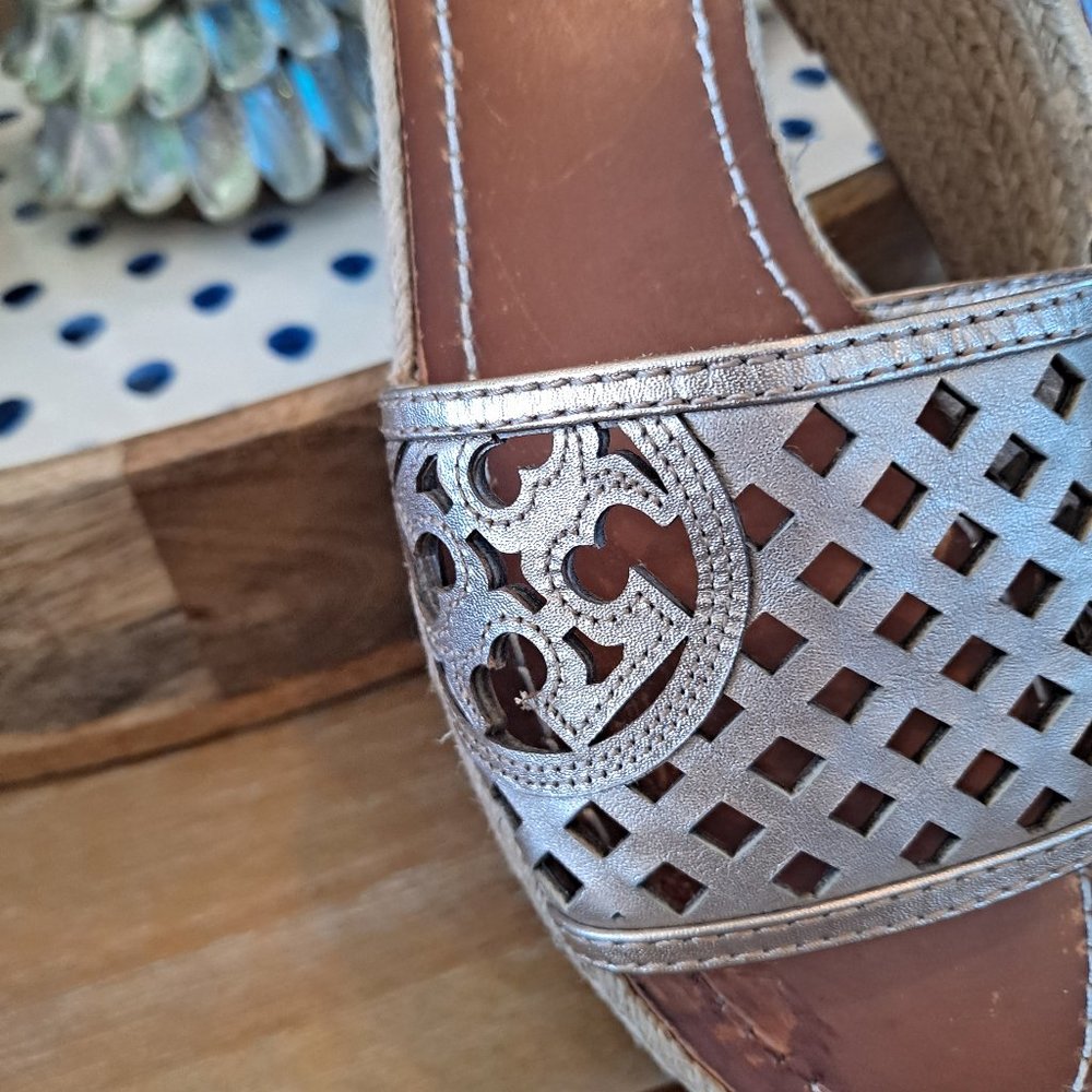 Tory Burch Metallic Rose Gold Wedge Espadrille Slide Sandals - Picture 4 of 11